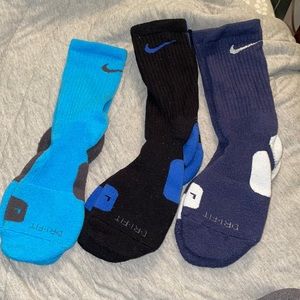 Women’s Nike elites